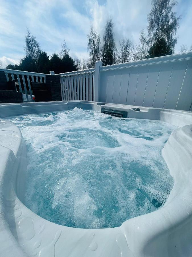 Evergreen With Hot Tub